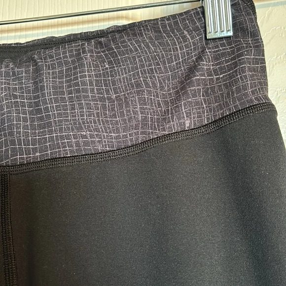 REI Co-Op women’s black cropped leggings size small - Picture 4 of 10